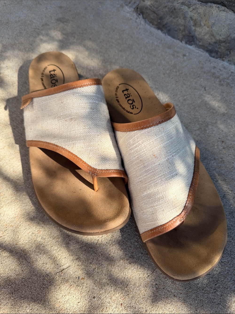 Taos Boundary Slide Sandals Women 10 Cream Brown Canvas Good Neutral Comfort